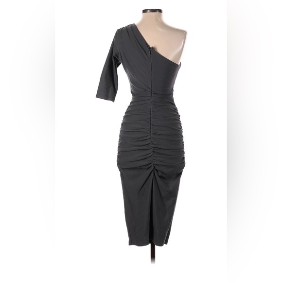 Alieva Dolly Elegant Bodycon Dress - Picture 4 of 5